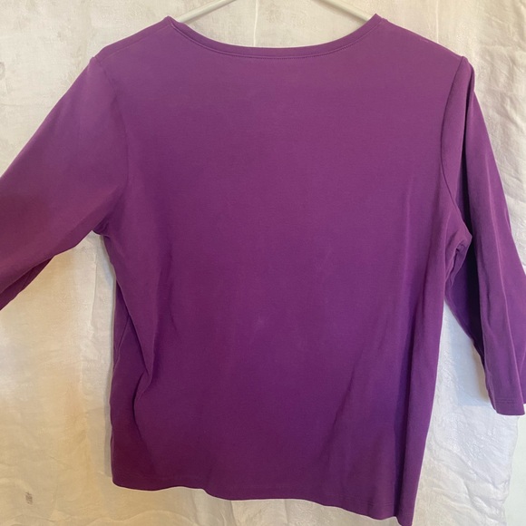 L. L. Bean Purple 3/4 Sleeve women's Like new Large Top - Picture 2 of 3